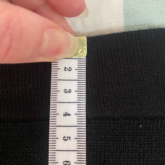 Zara - Black Knit Skirt - Size Medium - Picture 6 of 7
